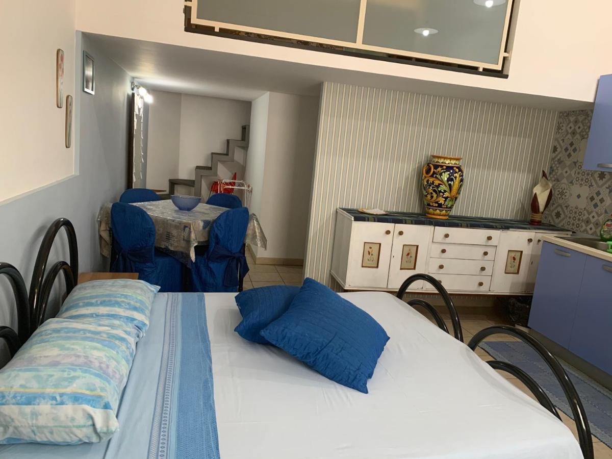 Loft Rapisardi Apartman Catania-Fontanarossai nemzetközi repülőtér Kültér fotó
