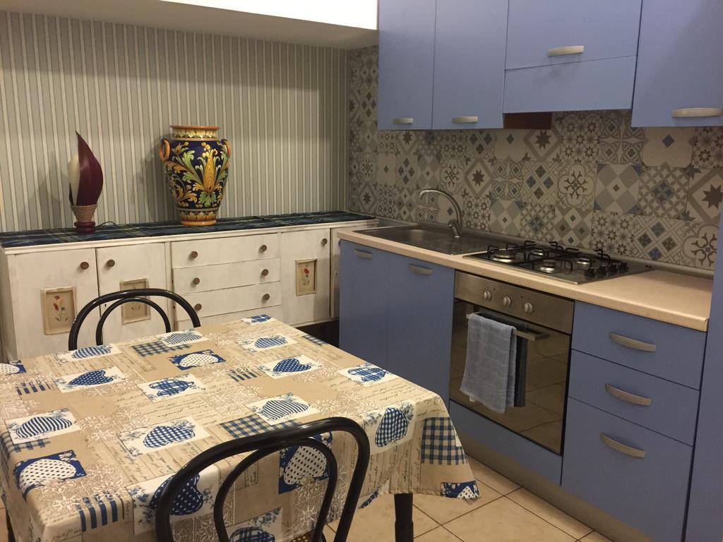 Loft Rapisardi Apartman Catania-Fontanarossai nemzetközi repülőtér Kültér fotó
