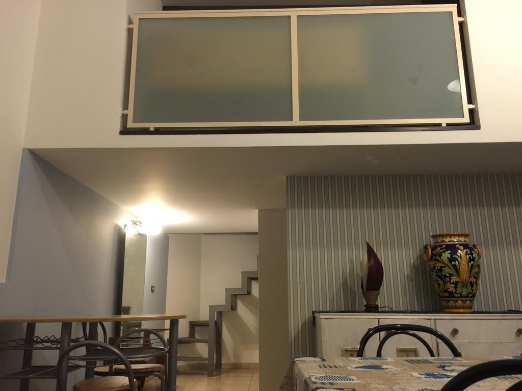 Loft Rapisardi Apartman Catania-Fontanarossai nemzetközi repülőtér Kültér fotó